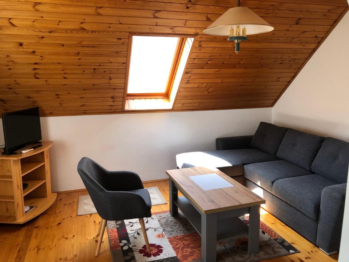 Pacsirta Apartman Lenti Exterior foto