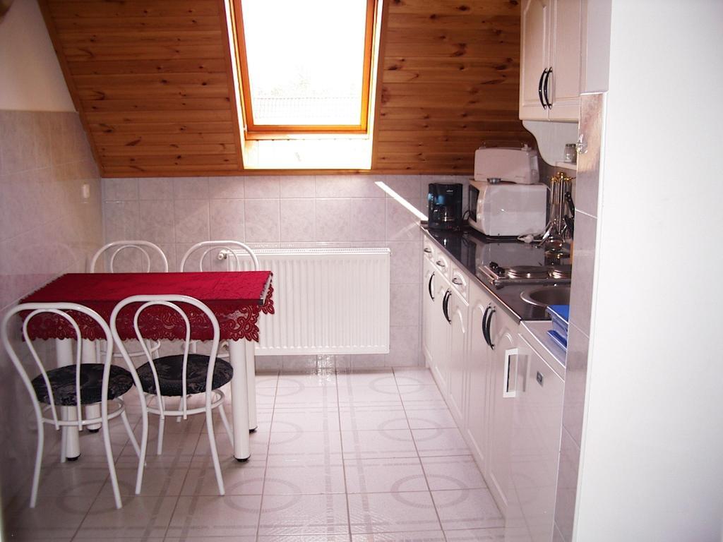 Pacsirta Apartman Lenti Exterior foto